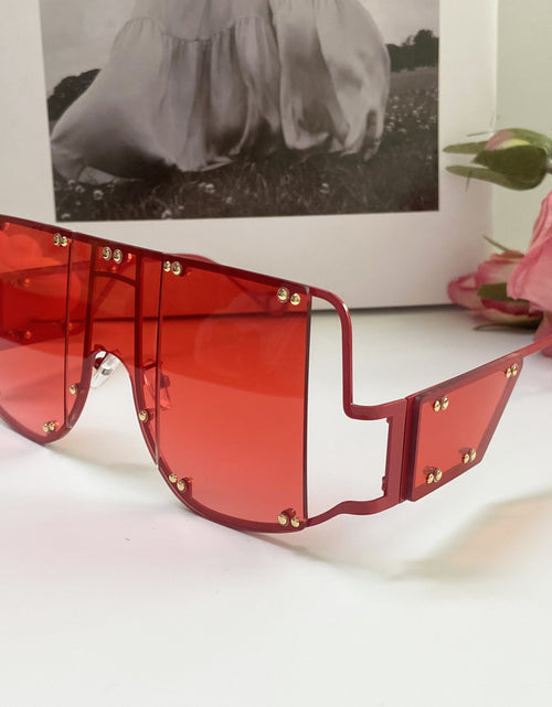 Load image into Gallery viewer, Punk Style Women&#39;s Fashion Glasses - Retro Large Frame with Rivet Accents, Protection, Durable Plastic Frame &amp; PC Lenses, Includes Microfiber Cloth for Travel, Photography, Casual Outings

