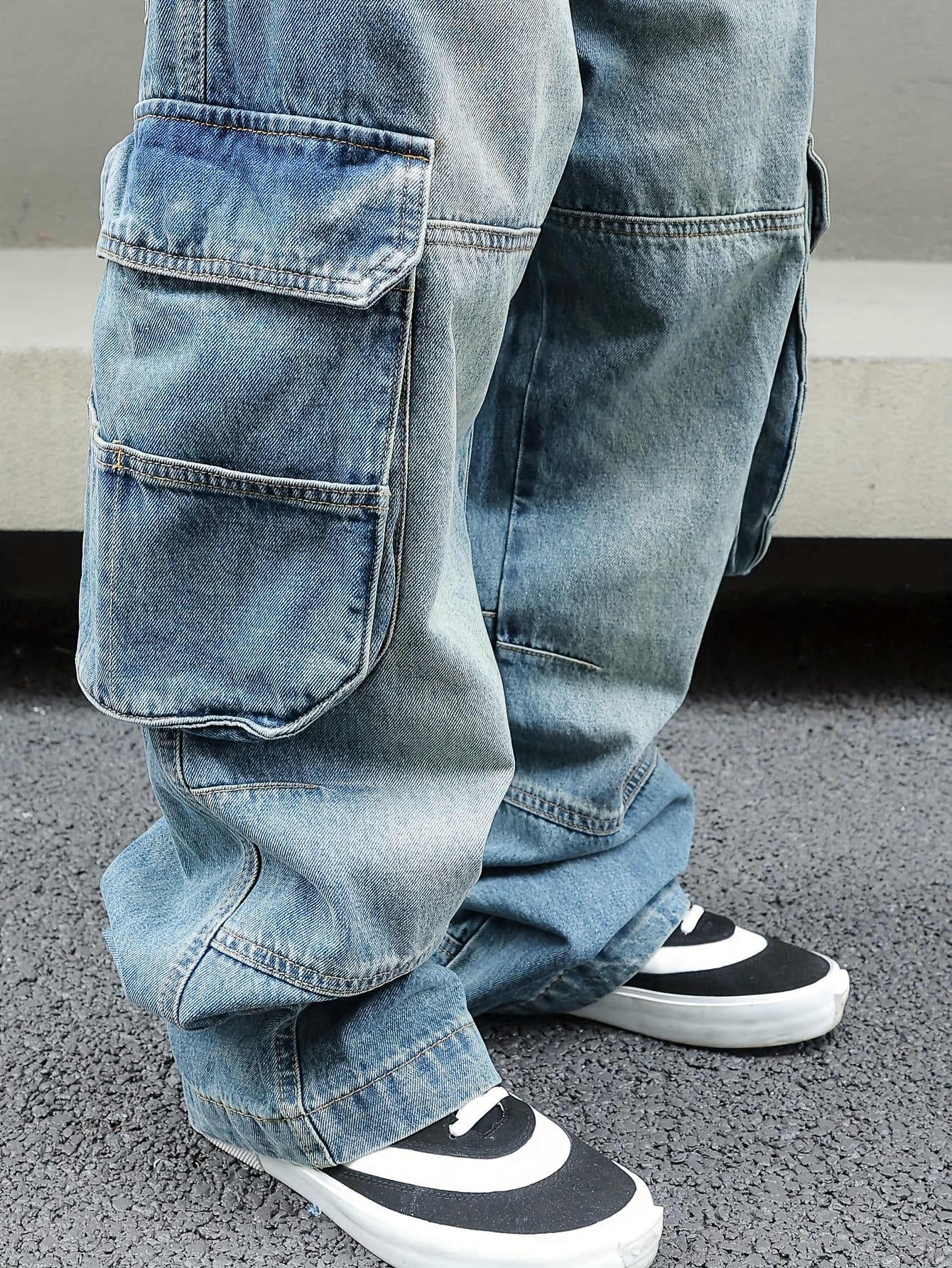Men Vintage Washed Denim Cargo Pants - Loose Fit Wide-Leg Jeans with Multi-Pocket Storage, Distressed Details, Mid-Rise Design for Streetwear Style, Casual Outings, and All-Season Wear, Casual Attire, Flap Pockets