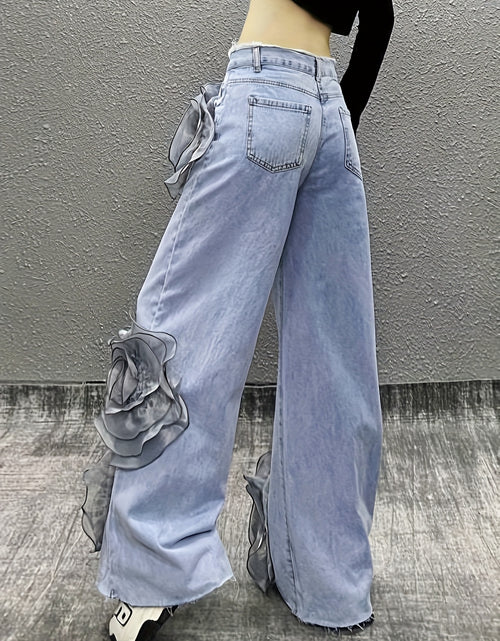 Load image into Gallery viewer, Women Mid-Waist Wide-Leg Jeans, Adorned with 3D Flowers And Pearl Pendant Chains, Are Stylish And Versatile Denim Pants Suitable for All Seasons And Various Occasions
