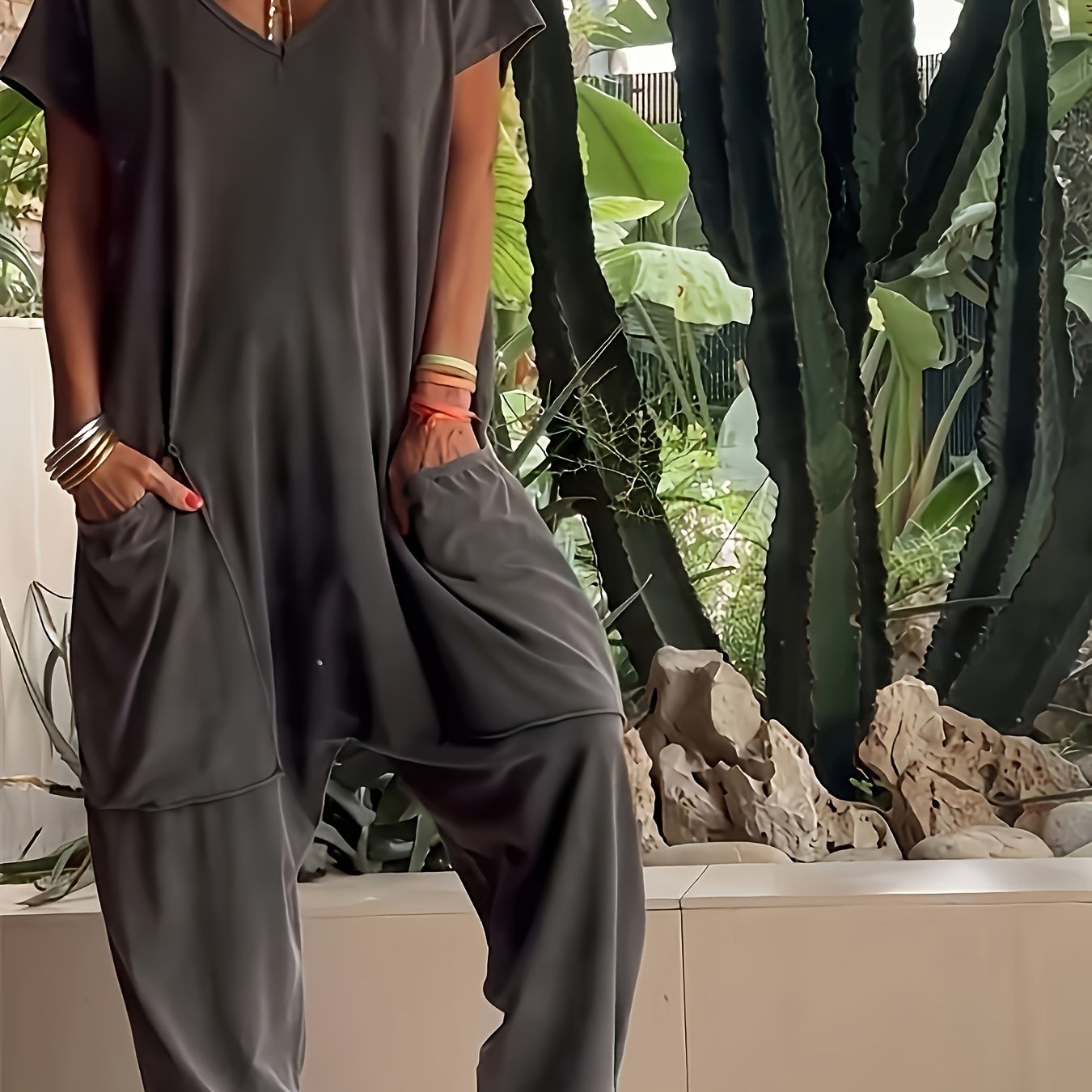 [Polyester Jumpsuit] Lightweight Polyester Women's Casual V-Neck Short Sleeve Knit Jumpsuit with Pockets - Solid Color Loose Fit One-Piece Loungewear for Spring/Summer, Relaxed Fit Clothing