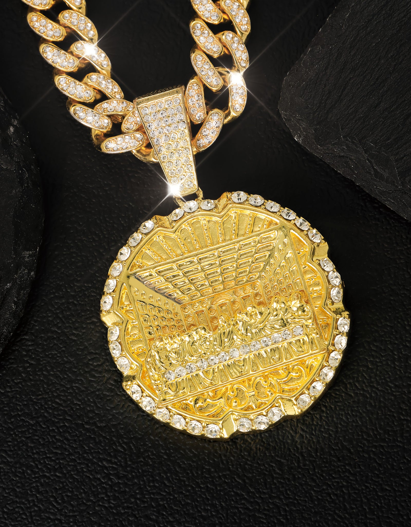Fashionable Men's Necklace Trendy Synthetic Zirconia Men's Necklace | Fully Set, Fashionable Last Supper Round Plate Decorated | With A Beautiful Gift Box Included